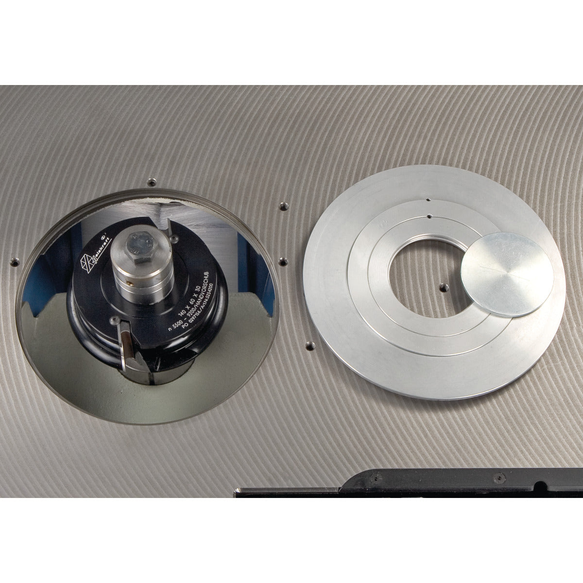 minimax tw 45c - mit Aluminiumschiebeschlitten und schwenkbarer Frässpindel - hohe Leistung bei geringer Investition